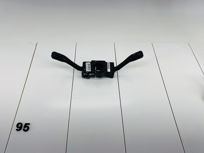 03-10 VOLKSWAGEN BEETLE STEERING COLUMN WIPER ARM & TURN SIGNAL SWITCH OEM
