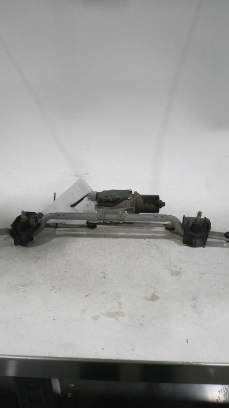 2018 MAZDA 3 OEM Windshield Wiper Motor Blue 89K Miles BHS267340