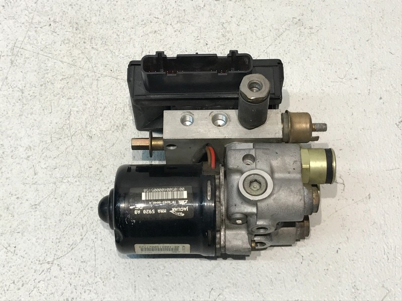 95-97 Jaguar XJS Series 3 XJ6 ABS Anti Lock Brake Pump Assembly LNA2210AA OEM