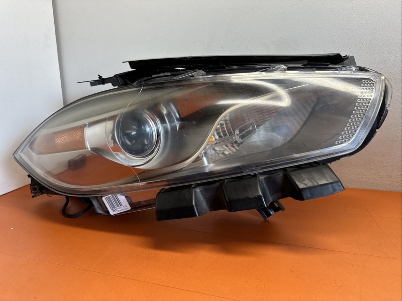 68081390AE | 2013 - 16 Dodge Dart Right RH Passenger Headlamp Xenon HID OEM