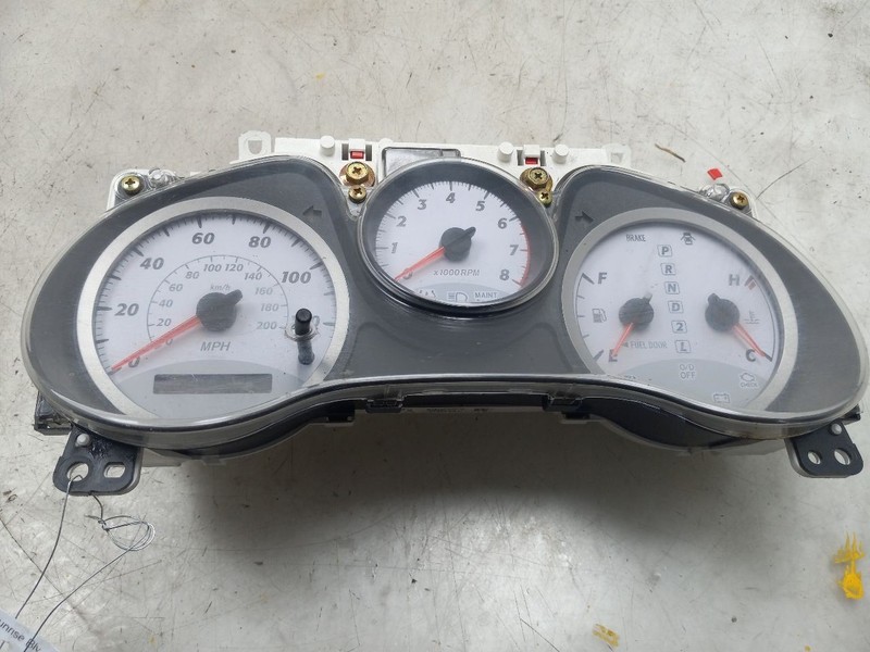 04 05 TOYOTA RAV 4 SPEEDOMETER CLUSTER MPH TPMS