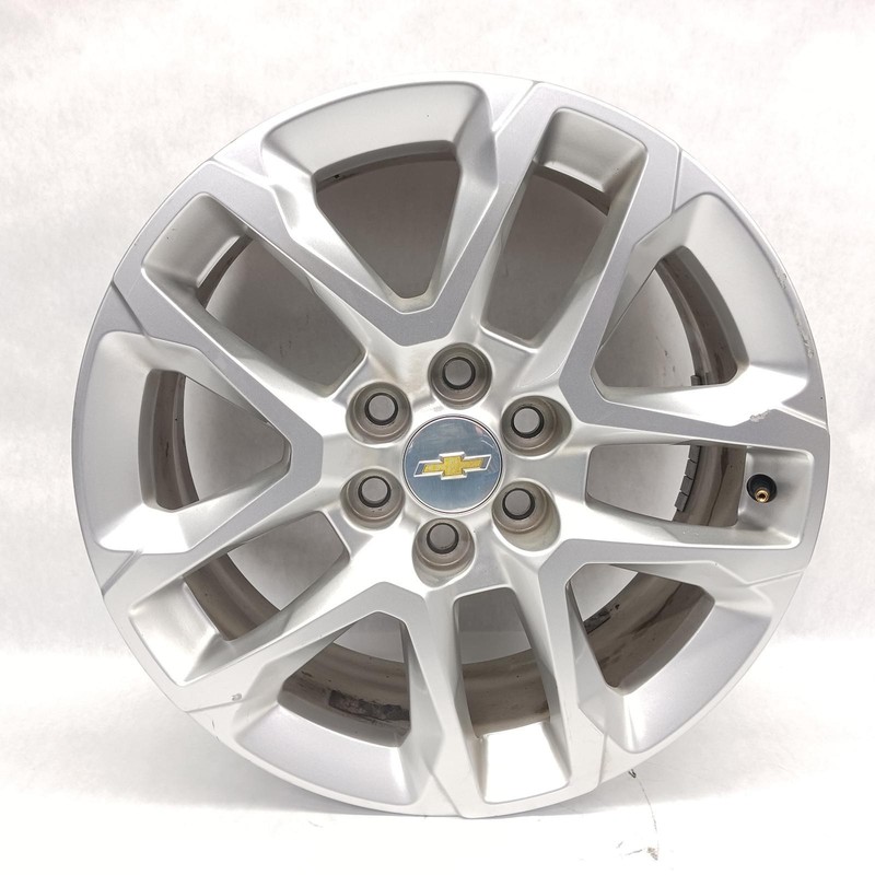 18-'24 CHEVROLET TRAVERSE Wheel 18x7-1/2 OEM Grade B