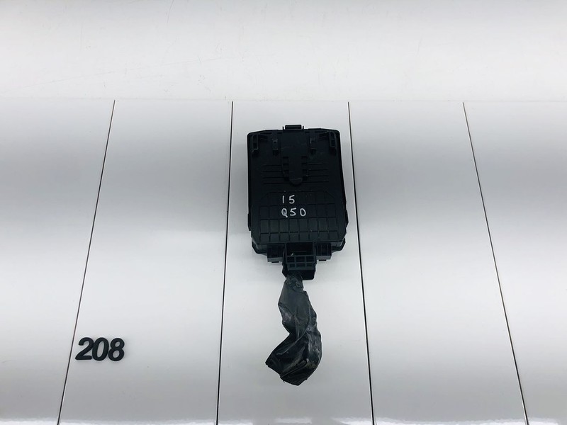 14-20 INFINITI Q50 3.7L V6 GAS ENGINE COMPARTMENT FUSE & RELAY BOX HOUSING OEM