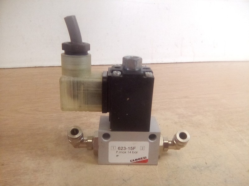 Camozzi 623-15F P.Max 14bar Solenoid Valve W/A63 24VDC 10W