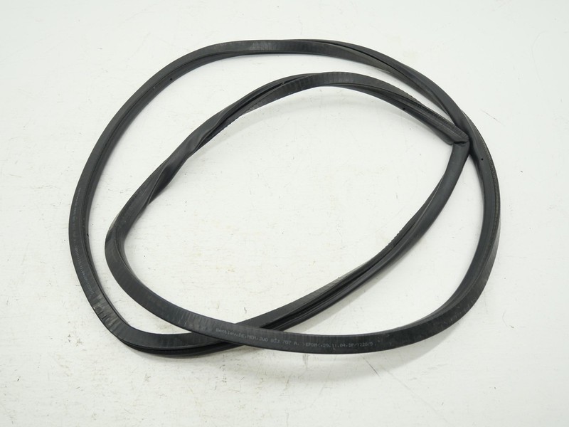 2005 Bentley Continental GT Front Hood Seal Weather Strip Gasket Stripping OEM