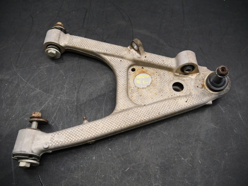 2014-2019 Chevrolet Corvette C7 Left Rear Lower Control Arm OEM 20965285