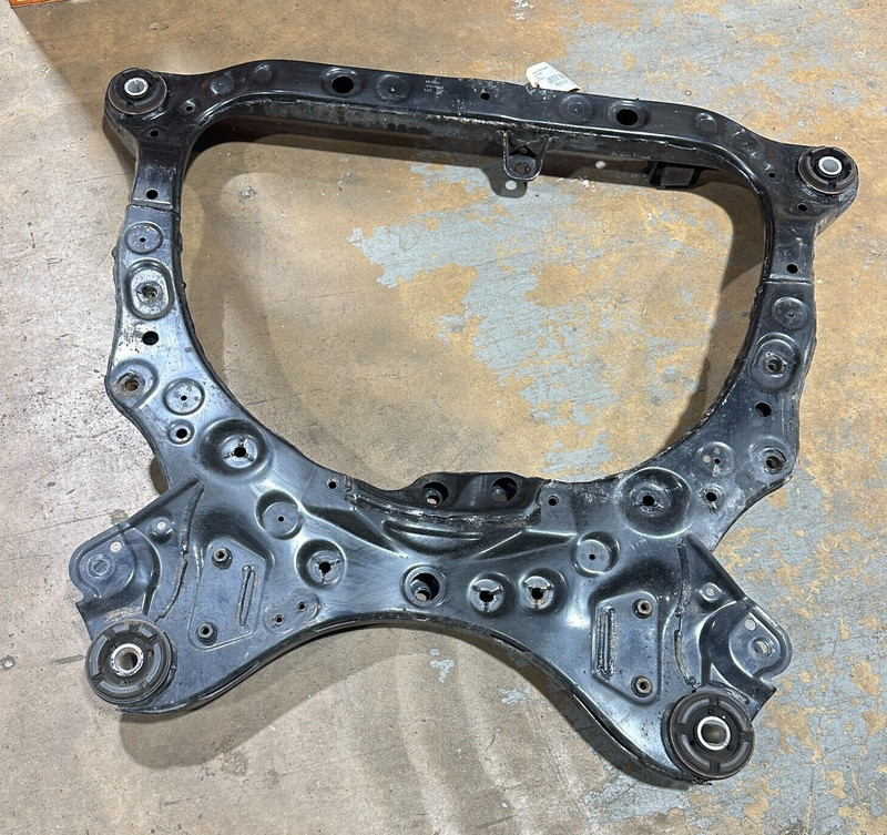 2018-2024 TOYOTA CAMRY LE FRONT SUBFRAME CROSSMEMBER ENGINE CRADLE OEM