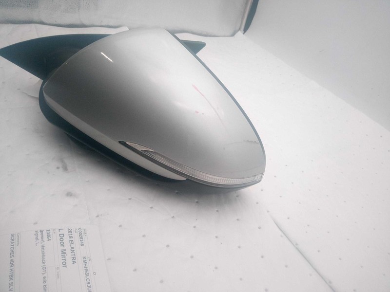 2018 Hyundai Elantra Left Door Mirror Assembly Silver Used 647789 Scratches