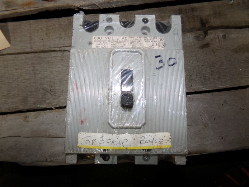 ITE 30A 600V 3-Pole Circuit Breaker KF-954 *FREE SHIPPING*