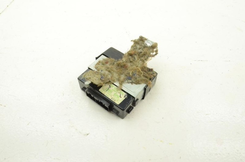 1984-1986 NISSAN 300ZX TURBO Z31 BODY CONTROL MODULE 28551 01P01