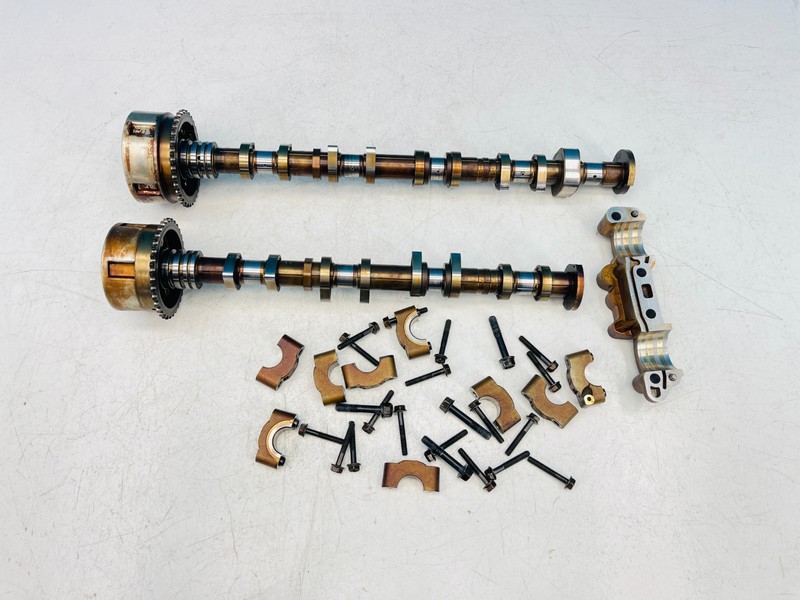2018–2023 Hyundai Kona Intake Exhaust Camshaft Set with VVT Sprockets OEM