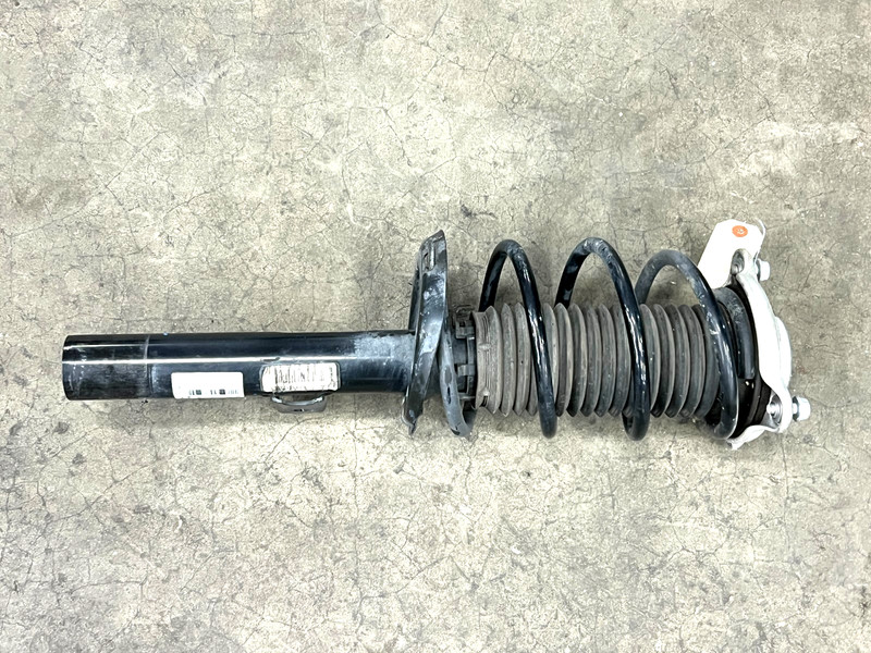 ⭐19-22 MERCEDES-BENZ A220 FWD FRONT LEFT SIDE STRUT SHOCK ABSORBER OEM LOT2712