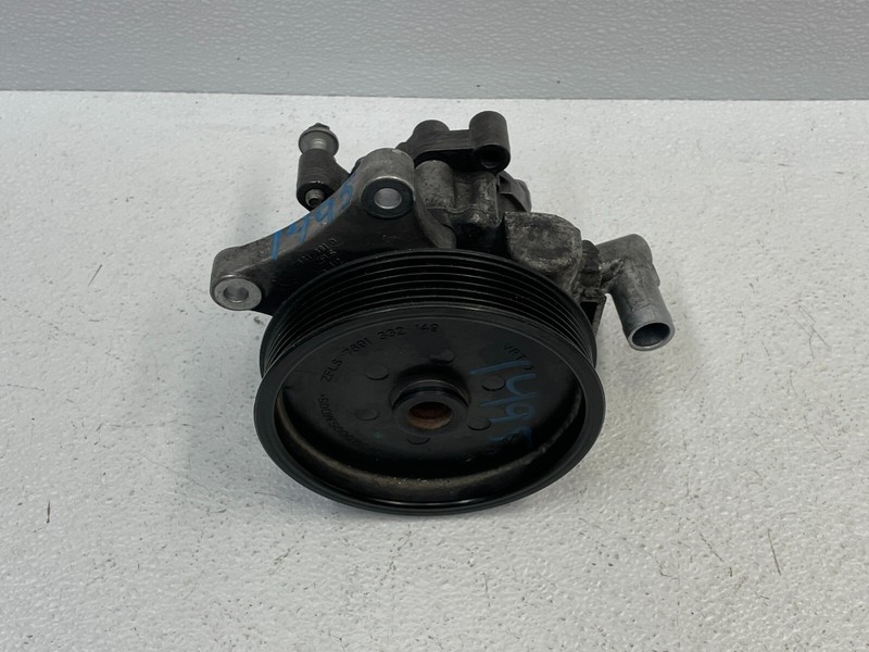 2012-2015 Mercedes SLK250 Power Steering Pump Unit 1495 OEM