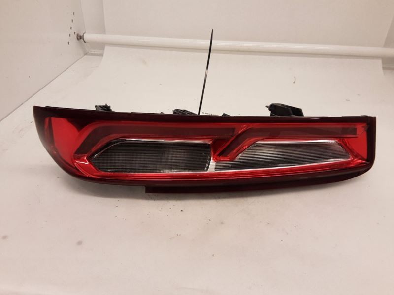 CAMARO2018 Tail Light 3298008
