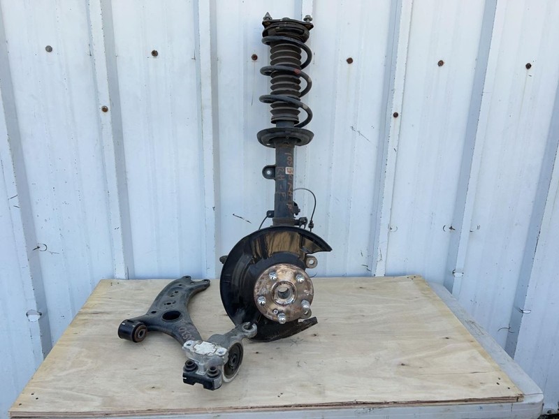 2017-2019 HONDA CR-V RIGHT FRONT SUSPENSION KNEE ASSY 1.5L AT AWD 80K EX-L 57549