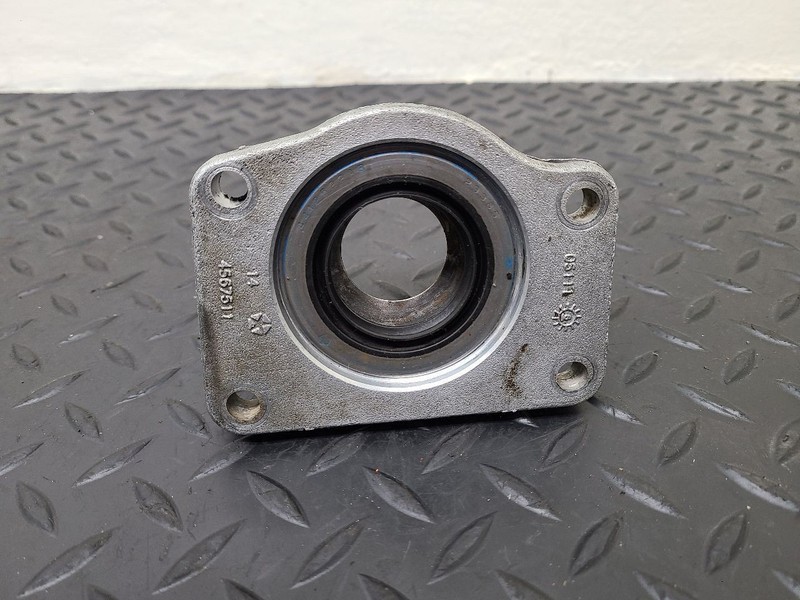 09-20 Dodge Journey 4 Cylinder Trans Axle Rear Housing OEM 4567506