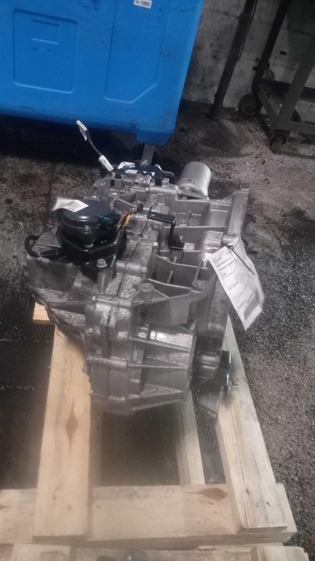 2022 Hyundai Sonata Automatic Transmission Assembly FWD 18K Miles OEM Black