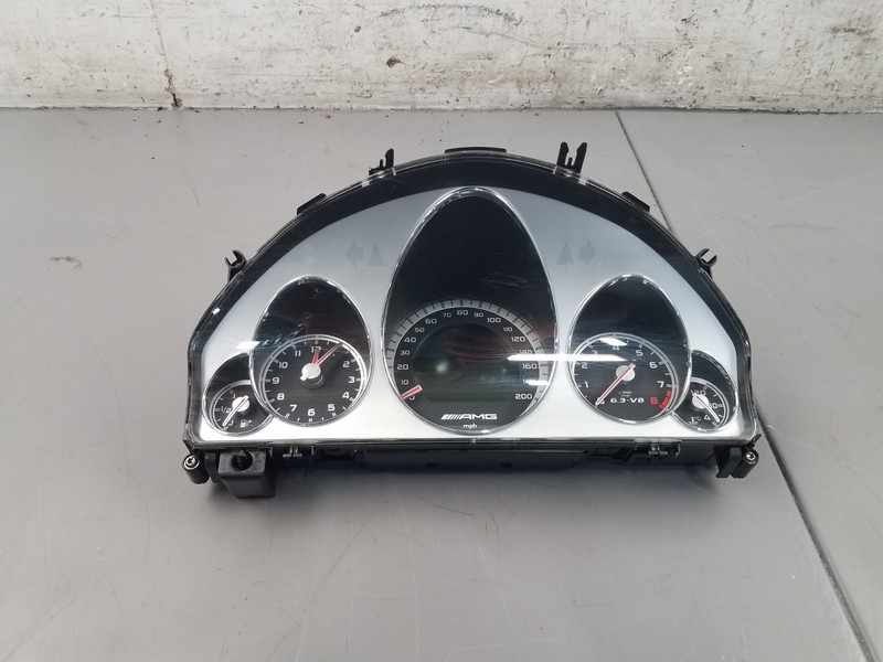 2011 Mercedes Benz AMG E 63 Gauge Cluster #8509 H5