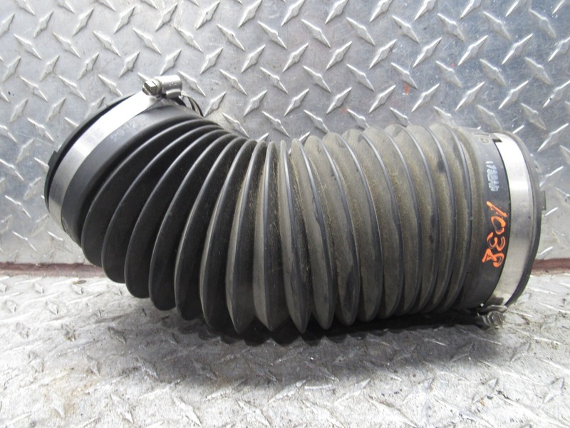 2013 DODGE GRAND CARAVAN AIR INTAKE HOSE TUBE 3.6L