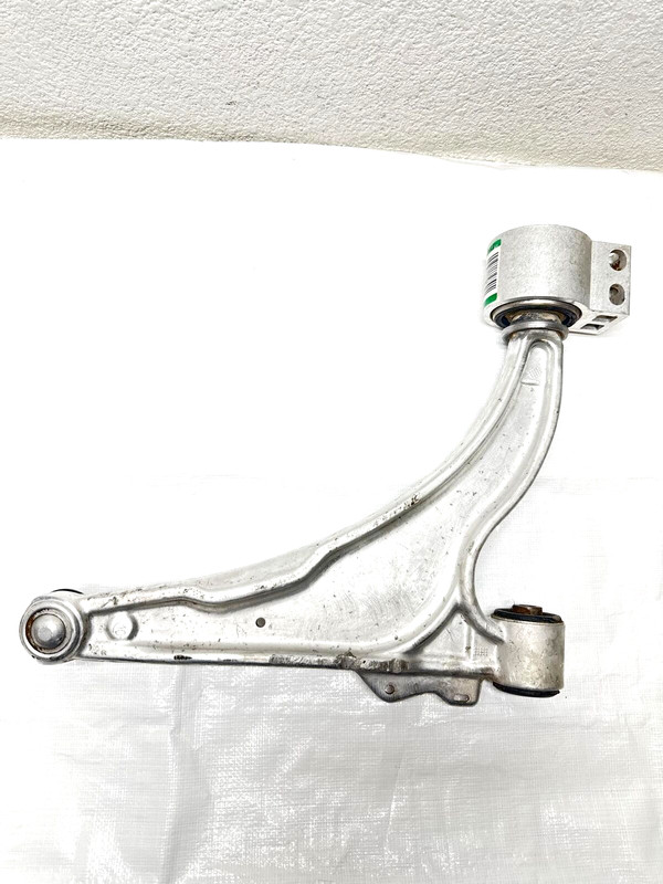 2016 Cruze Front LH Driver Lower Control Arm Part# 13463244
