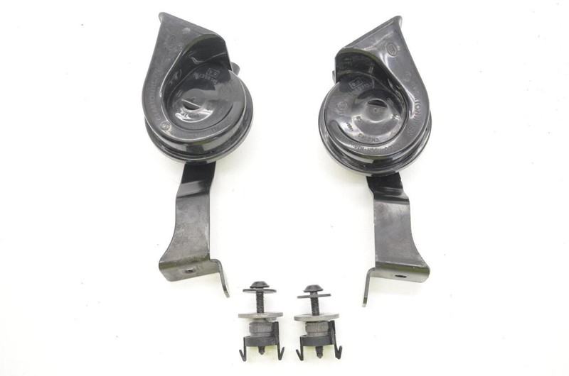 16-18 Audi A6 Pair of High and Low Tone Horns 4G0951230