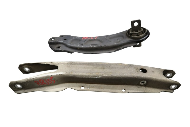 14-19 Mercedes W117 CLA250 Rear Right Side Suspension Control Arm Set OEM