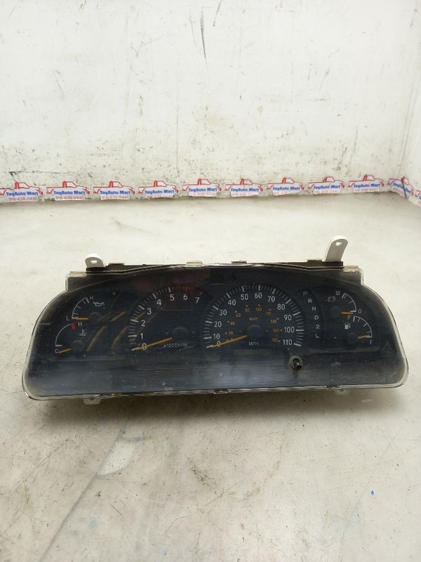 Speedometer MPH Cluster With Tachometer 8 Cylinder Fits 00-02 TUNDRA 575480