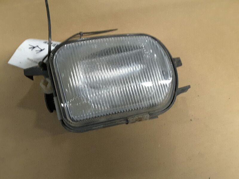02 03 04 MERCEDES C230 L. CORNER/PARK LIGHT 108154