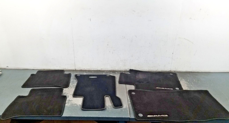 2007 Mercedes AMG E 63 Floor Mat Set - * 7711 M7