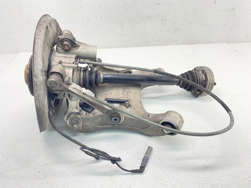 06-10 BMW E63 E64 M6 Rear Right Suspension Knuckle Wheel Hub Shaft Axle 80K OEM✅
