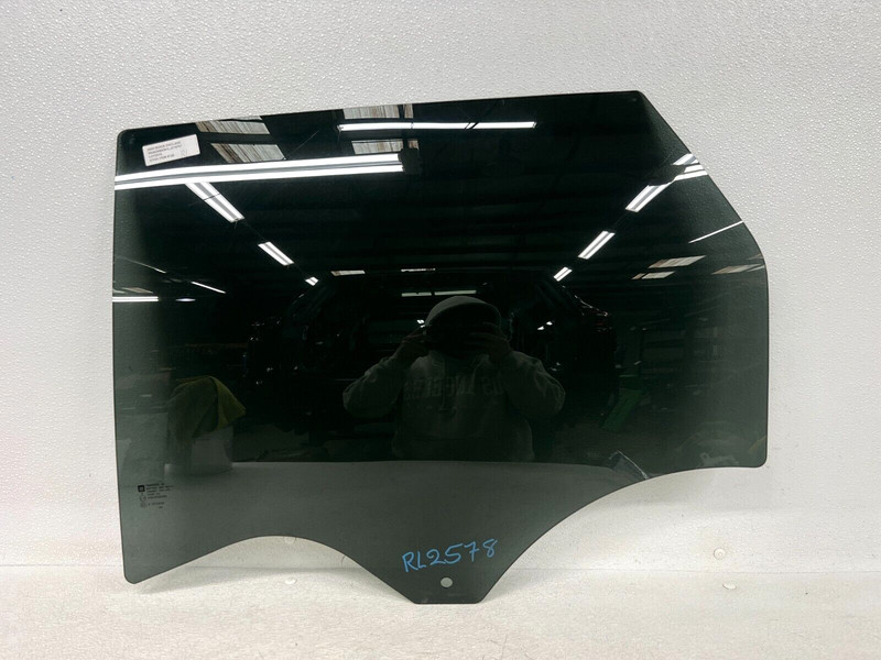 ⭐2018-2024 BUICK ENCLAVE REAR LEFT DRIVERS DOOR WINDOW GLASS PANEL OEM LOT2578