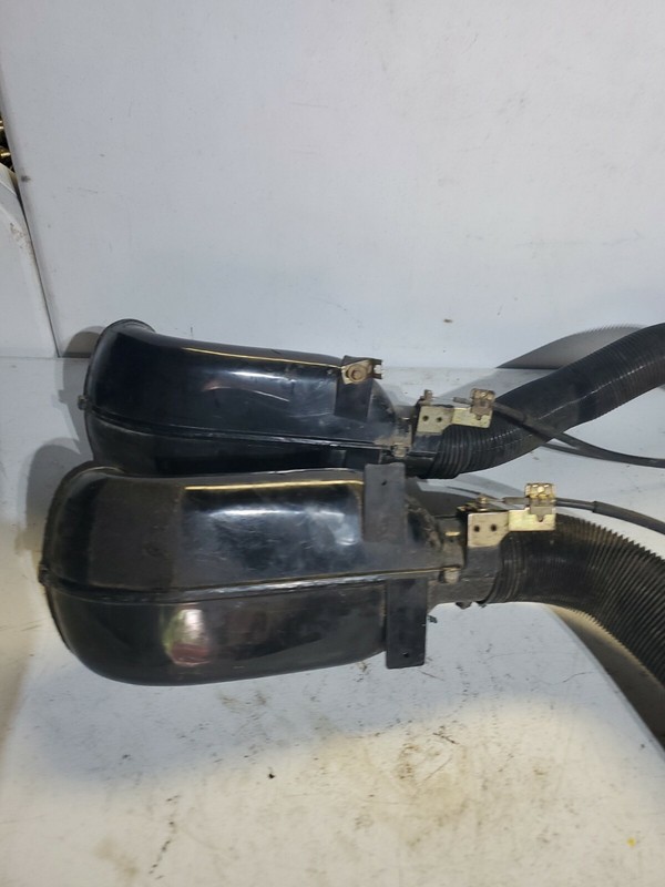1985 MERCEDES-BENZ 380SL AIR A/C HEAT VENT DASH TUBES