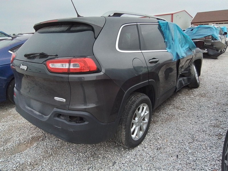 Passenger Right Rear Side Door Fits 14-23 CHEROKEE 3491917