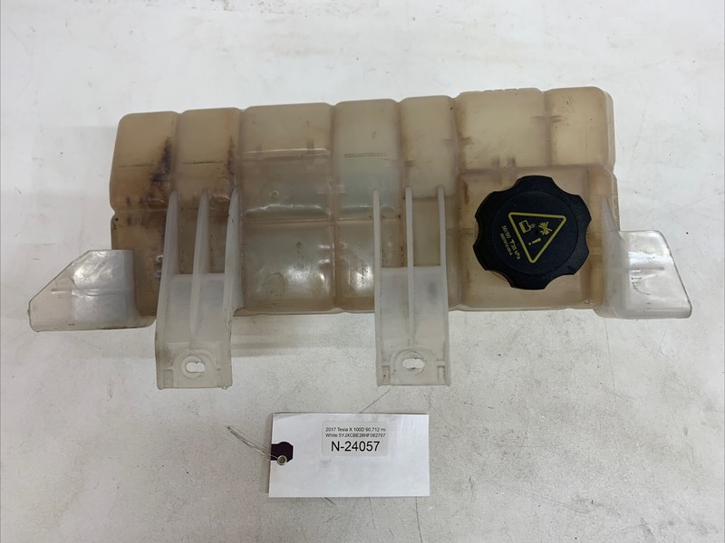 21-23 TESLA MODEL S/X RADIATOR COOLANT OVERFLOW BOTTLE RESERVOIR TANK 24057 S24