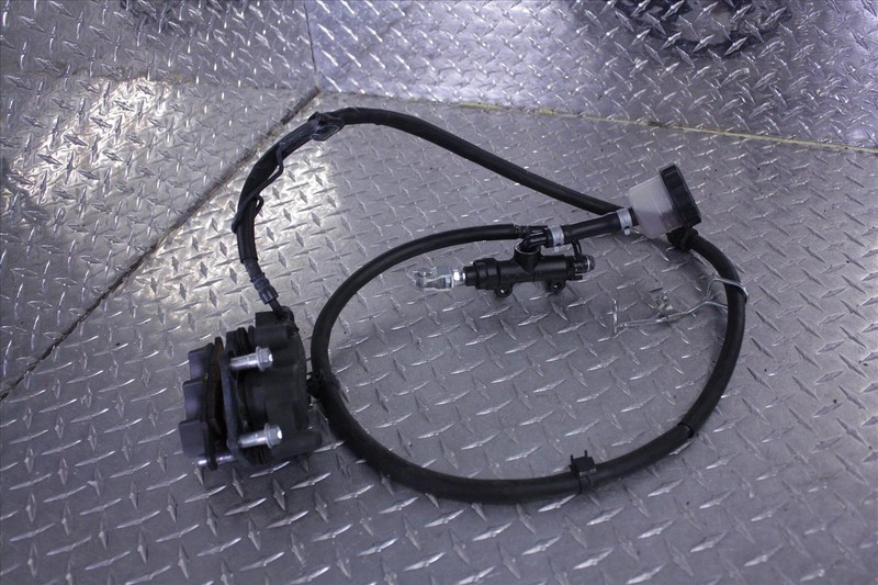 11 KAWASAKI VN 1700 J VULCAN REAR BRAKE CALIPER MASTER CYLINDER ASSEMBLY VN1700