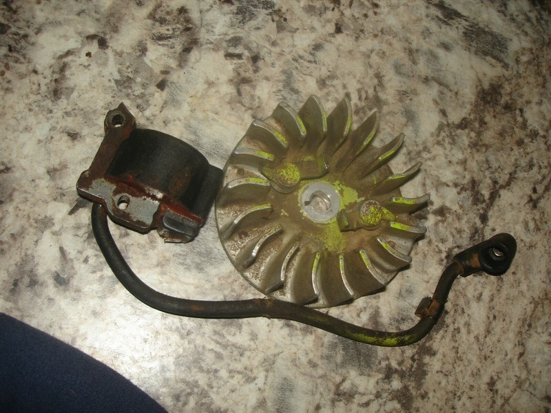 Poulan 3400 Counter Vibe coil and flywheel chainsaw part bin 524 #1