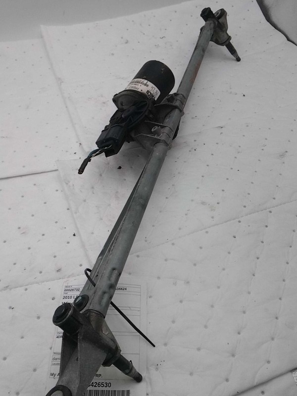 2010 Land Rover LR4 Wiper Motor DLB500030 OEM Used 146k Miles White