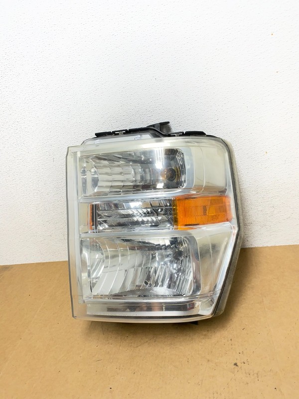 2008-2014 Ford Econoline E150 E250 E350 Left Driver LH Headlight OEM AE2998 DW