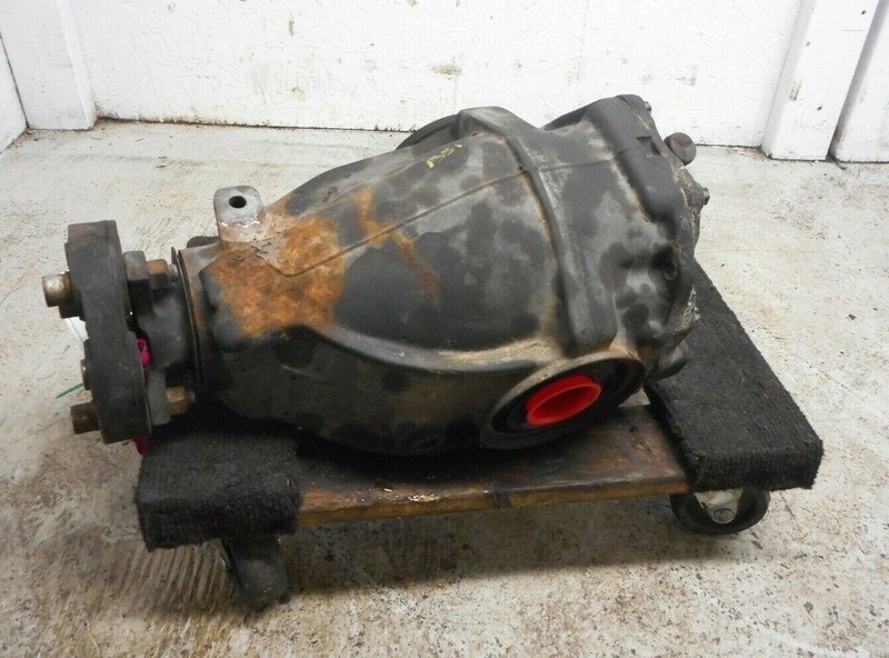 03 04 05 Mercedes-Benz CLK320 Coupe Rear Differential Carrier OEM 3.27 Ratio