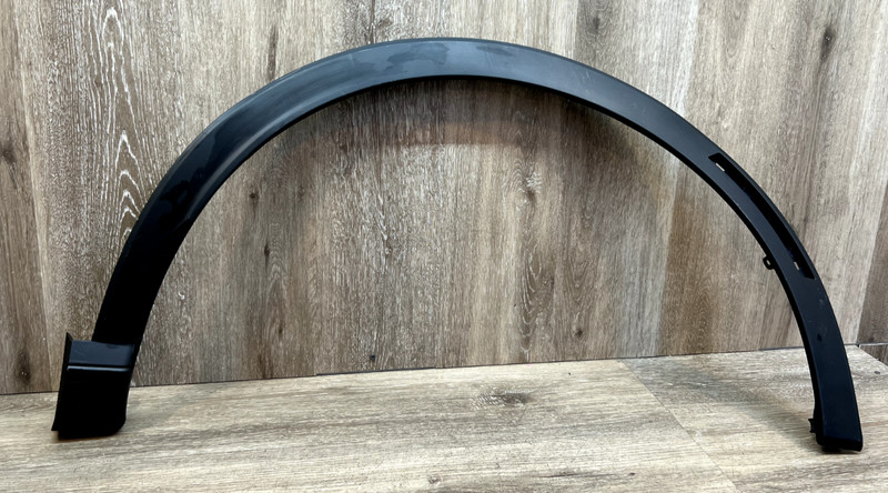 2023-2024 Honda CR-V RIGHT FENDER Wheel MOULDING 74107-3A0-A0 OEM