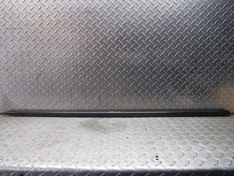 2000 HONDA ACCORD LEFT DRIVER FRONT DOOR TRIM MOLDING 2.3L LX