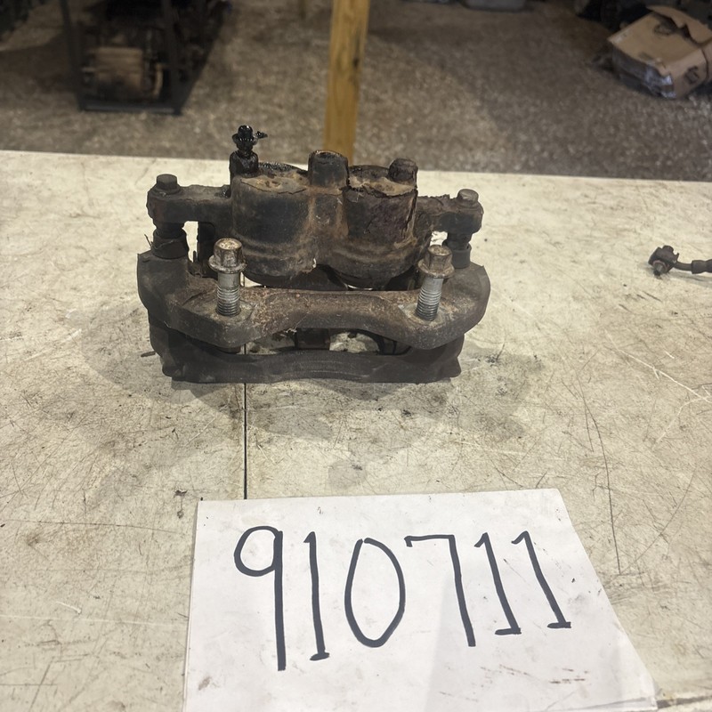 06 - 11 Cadillac DTS LEFT DRIVER FRONT BRAKE CALIPER 4.6L