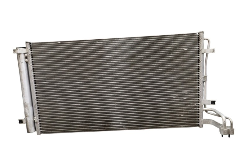 13-16 Hyundai Equus Front A/C AC Air Conditioning Condenser 976063N201 OEM