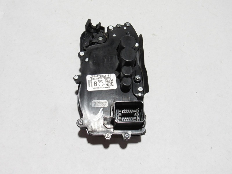 Lincoln Aviator 2021 Front Right Passenger Door Lock Latch Actuator 19-25 *