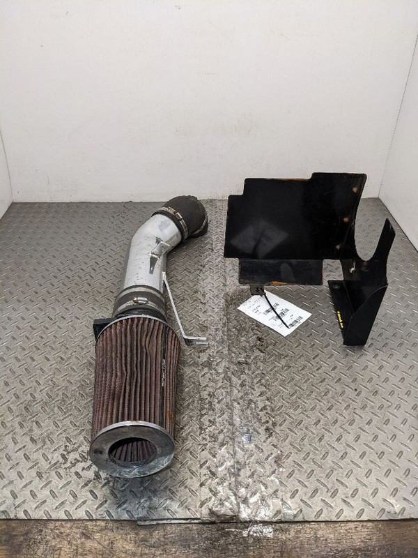 Air Cleaner With High Capacity Opt K47 Fits 99-08 SIERRA 1500 PICKUP 1179966