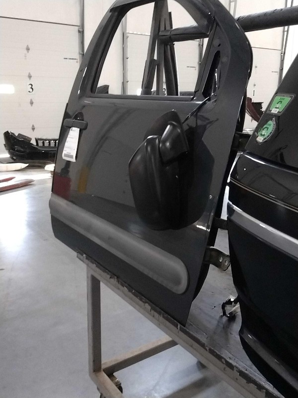 2013 Nissan Xterra Right Front Door Grey 706408 Used 140K Miles