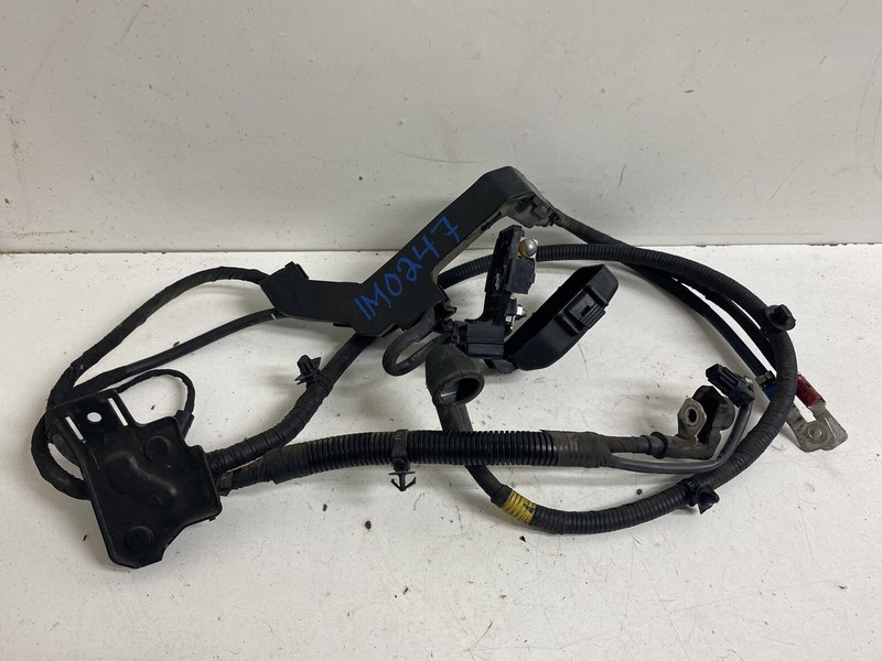 2011 Hyundai Azera Battery Terminal Cable Connector 91850-3L410