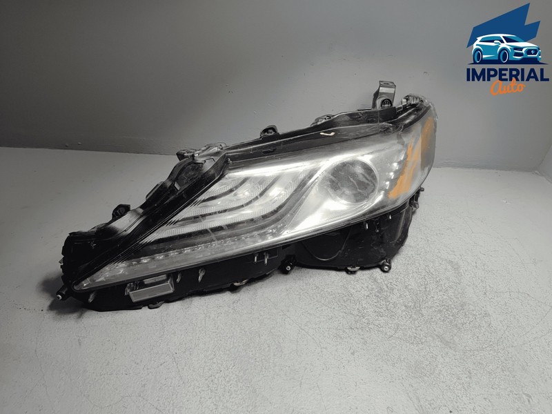 2019 TOYOTA CAMRY XSE FRONT DRIVER SIDE HEADLIGHT LAMP LIGHT FULL LED OEM