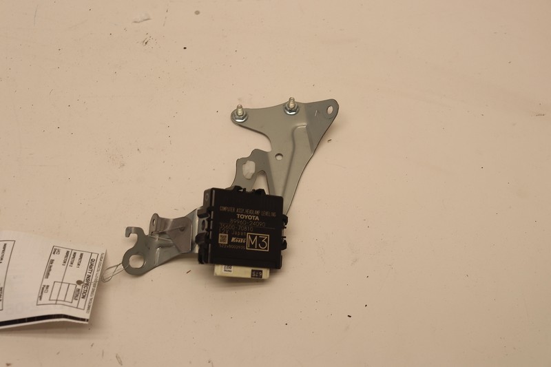 2015-2016 LEXUS RC350 FRONT RIGHT PASSENGER SIDE HEADLIGHT CONTROL MODULE OEM