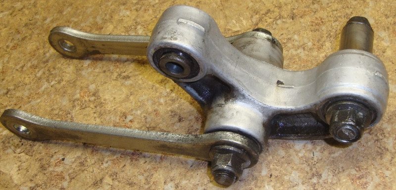 2006 Suzuki SV650 SV 650 S650S Shock Linkage Mount Bracket Holder Clamp Rear 06